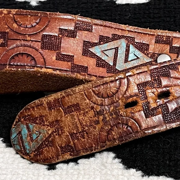 Vintage Chambers Phoenix Arizona Hand Painted And Tooled Leather Belt Size 36 Chambers Phoenix Arizona Vintage Hand Painted Tooled Western  main image 4